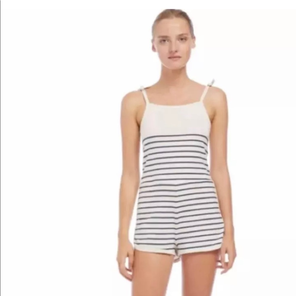 SOLID & STRIPED Cream & Navy Romper